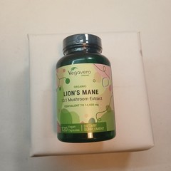 Vegavero Lion’s Mane 10:1 Mushroom Extract 120 Capsules Organic Exp 02/2028 (11a